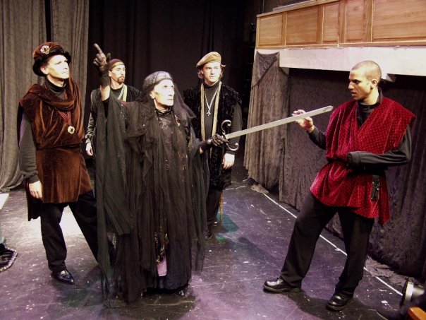 1923752_111074515420_3318783_n